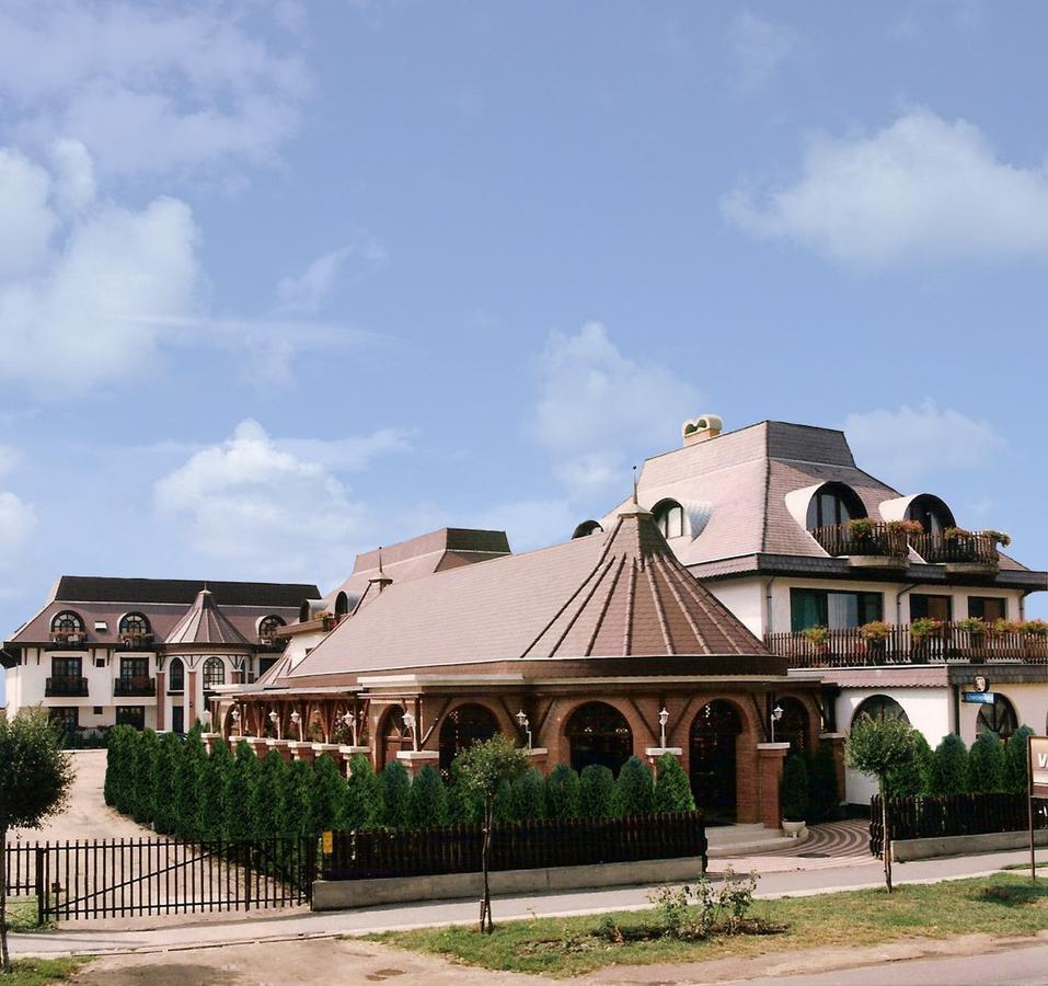 Karikas Hotel Hajdúszoboszló Exterior foto
